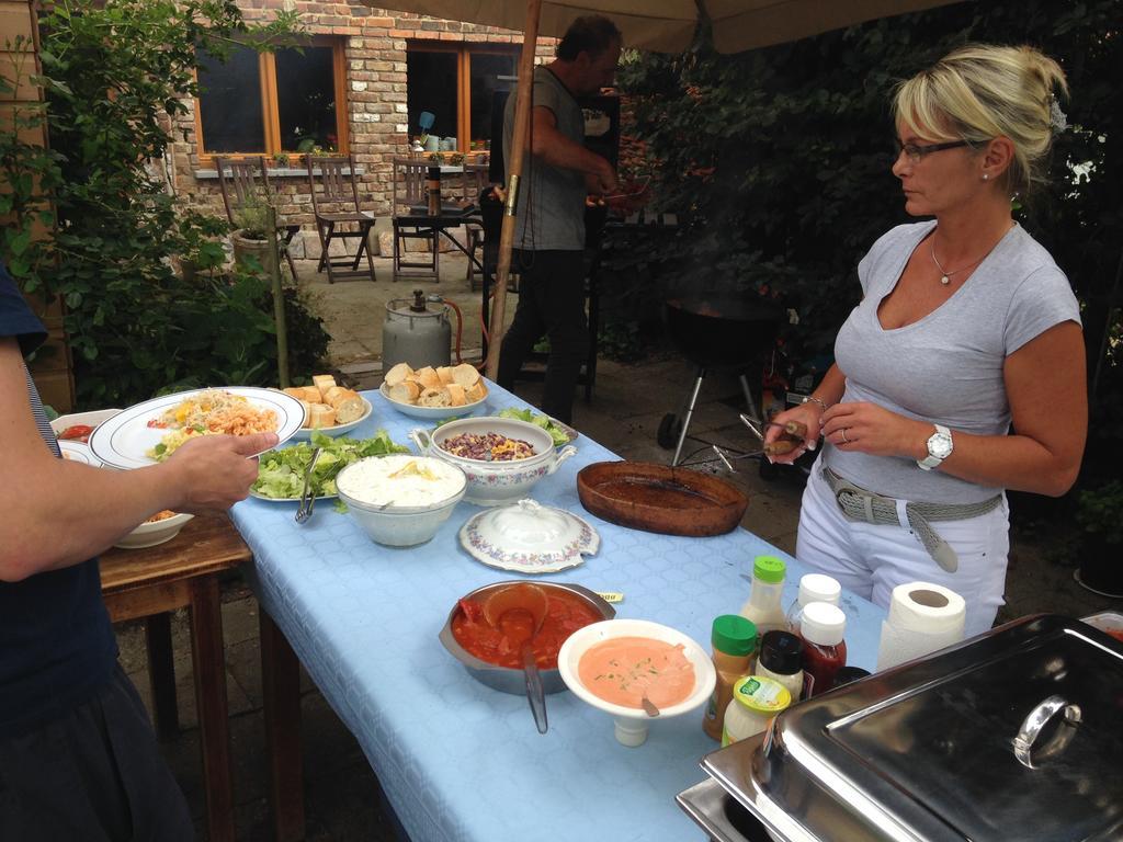 B&B De Henehoeve Heks Bagian luar foto