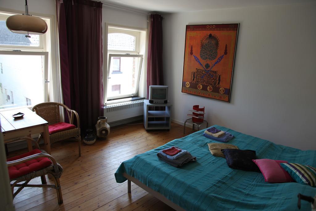 B&B De Henehoeve Heks Ruang foto